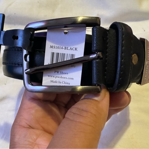 Leather belts brand new multiple sizes. - Picture 3 of 5